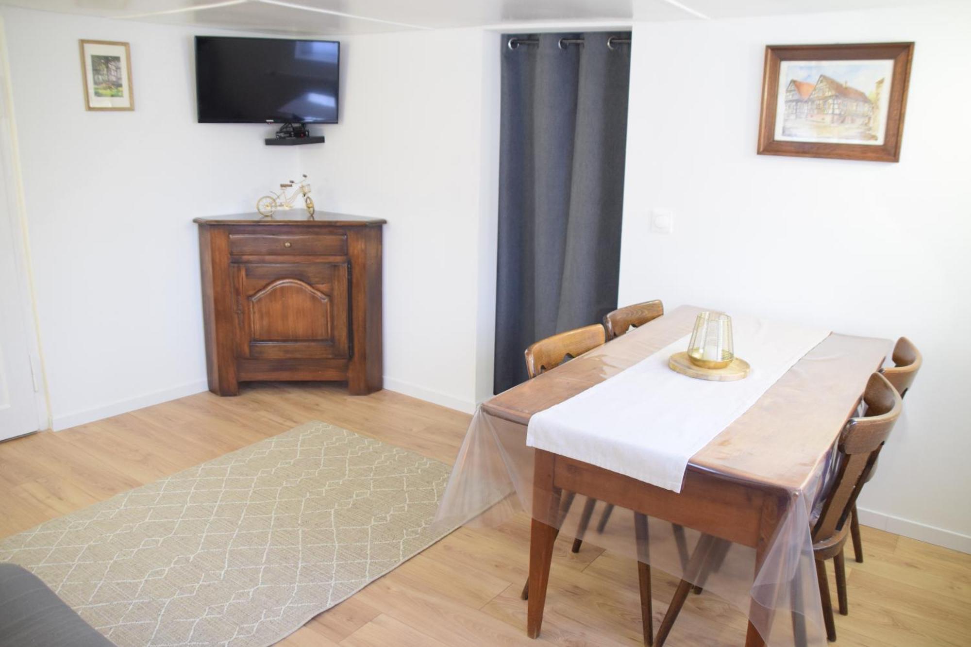 La Petite Maison De La Petite Vallee