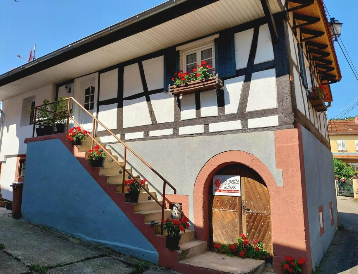 La Petite Maison De La Petite Vallee Hébergement de vacances *